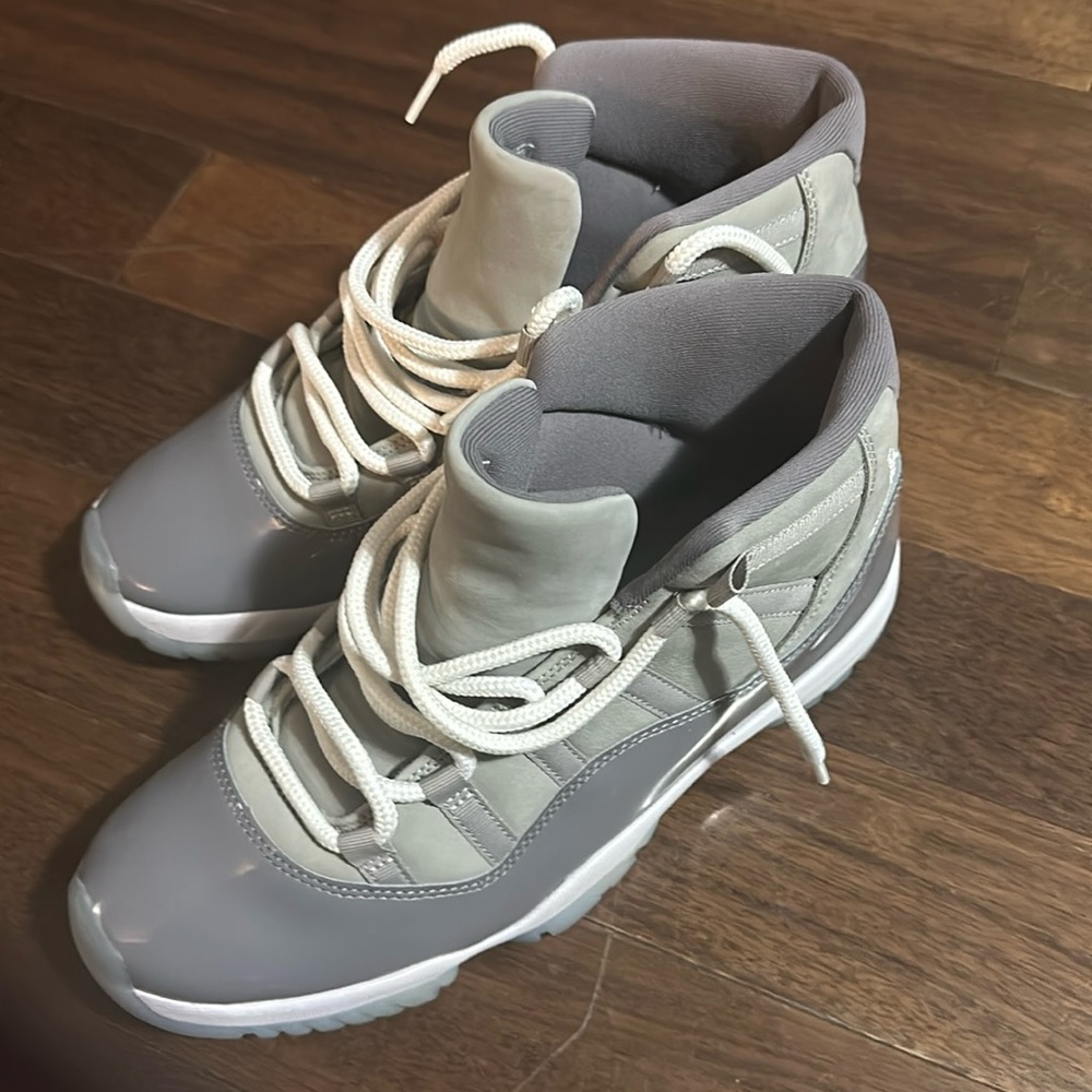 Jordan Nike retro cool Grey - Picture 2 of 6